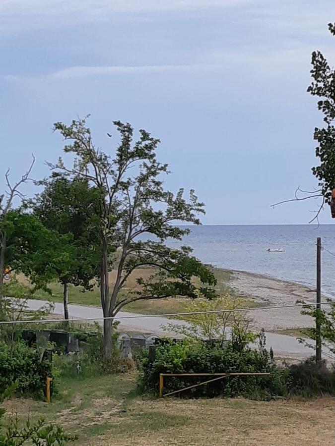 Sofia'S Pearl Beachfront Maisonette Nea Kallikrateia ภายนอก รูปภาพ