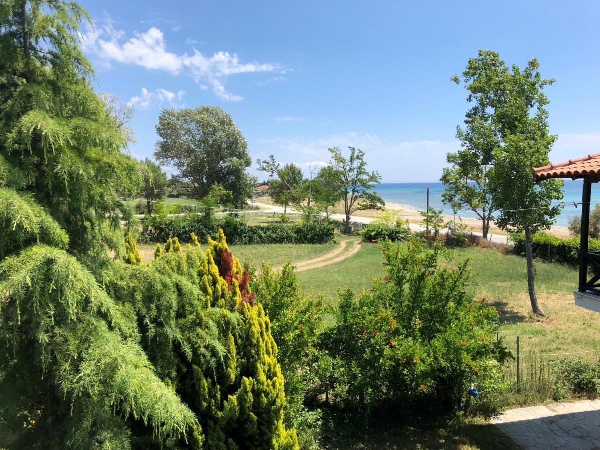 Sofia'S Pearl Beachfront Maisonette Nea Kallikrateia ภายนอก รูปภาพ